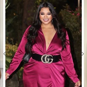 Burgandy dress with v neck and high split